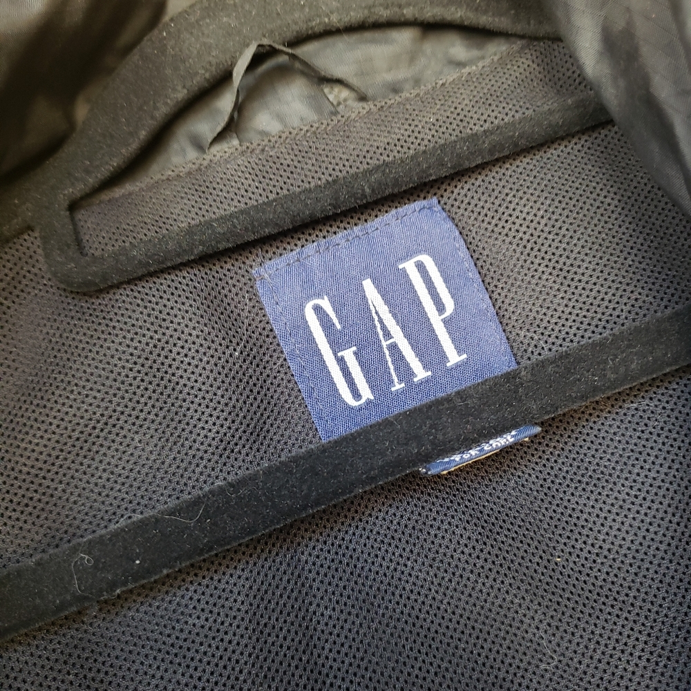 GAP Black Windbreaker Jacket - Picture 2 of 8